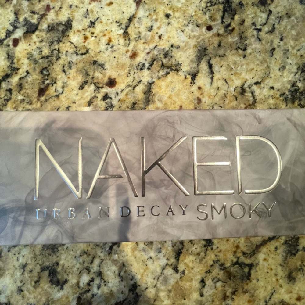 Urban Decay Naked Smokey pallet